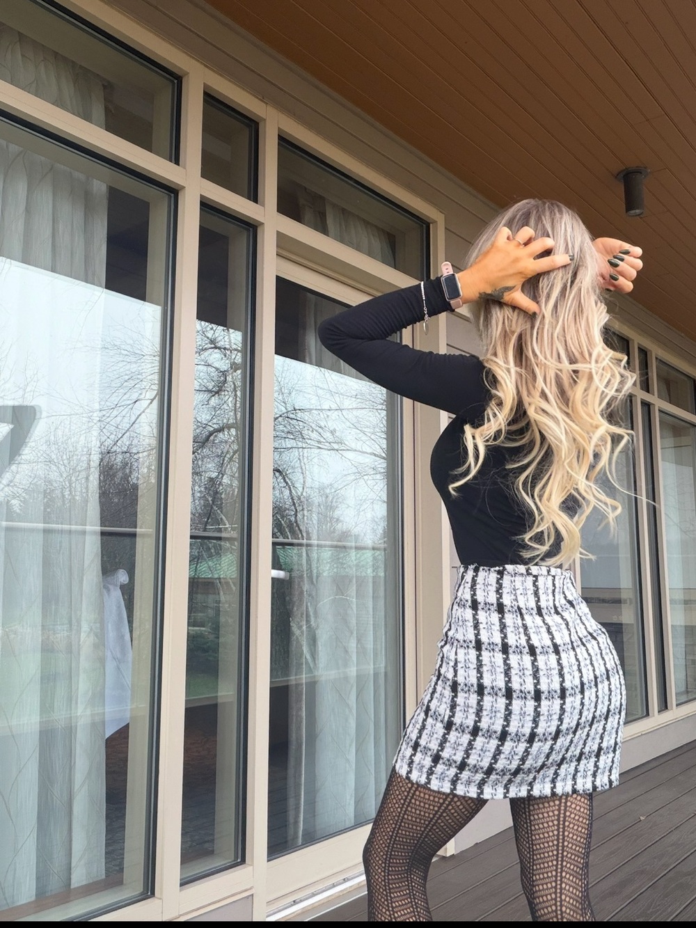 Fashion nova Black & White Tweed Mini Skirt - and matching long vest - small S